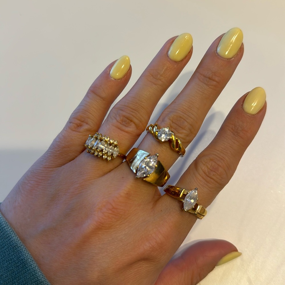 Set of 4 - Gold Stone Rings - Vintage Fashion Costume Jewelry